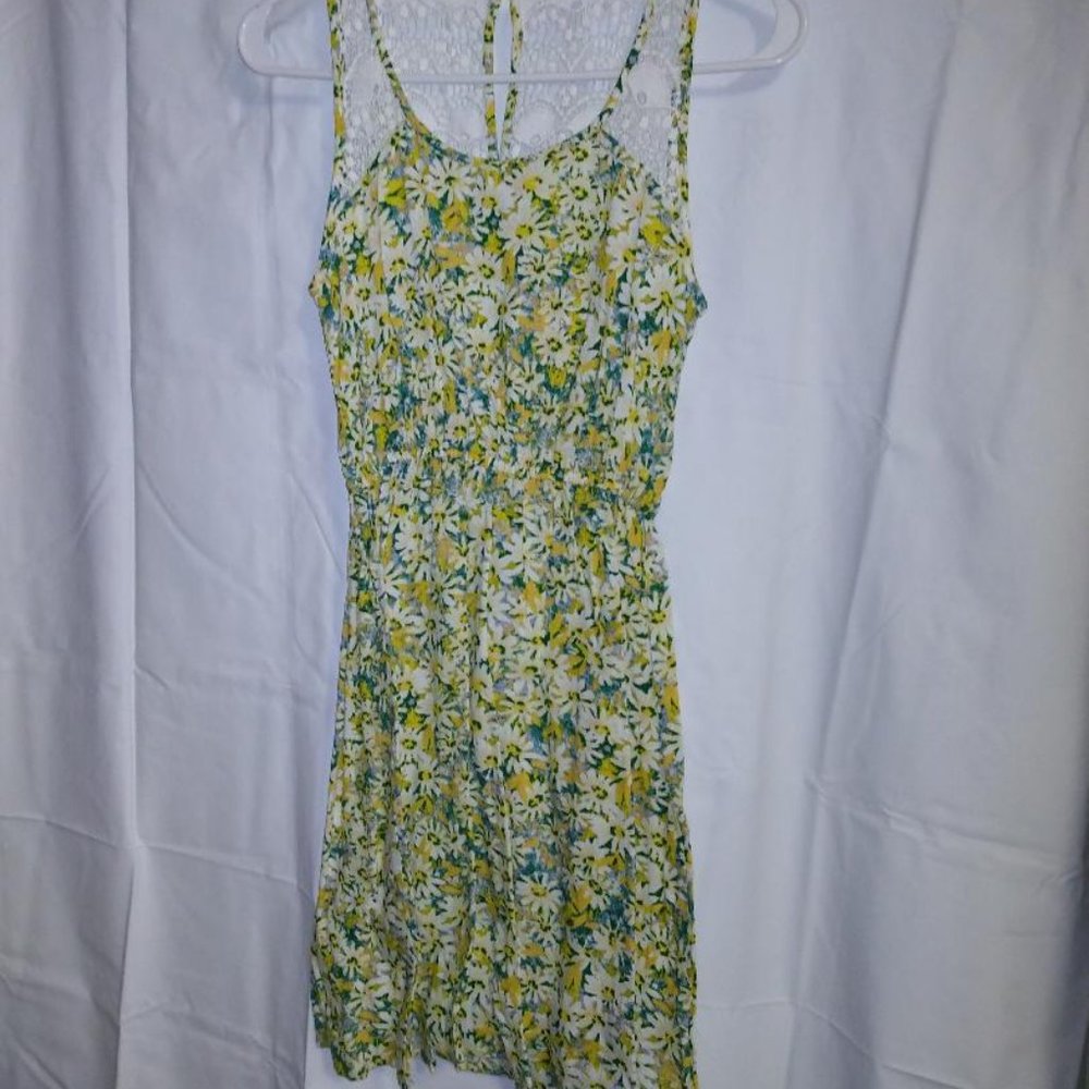 Super cute Mossimo Supply Company Daisy-Print Sundress XS NWOT!!!